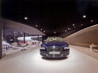 进口汽车旗舰店展厅室内展示效果-2209-07